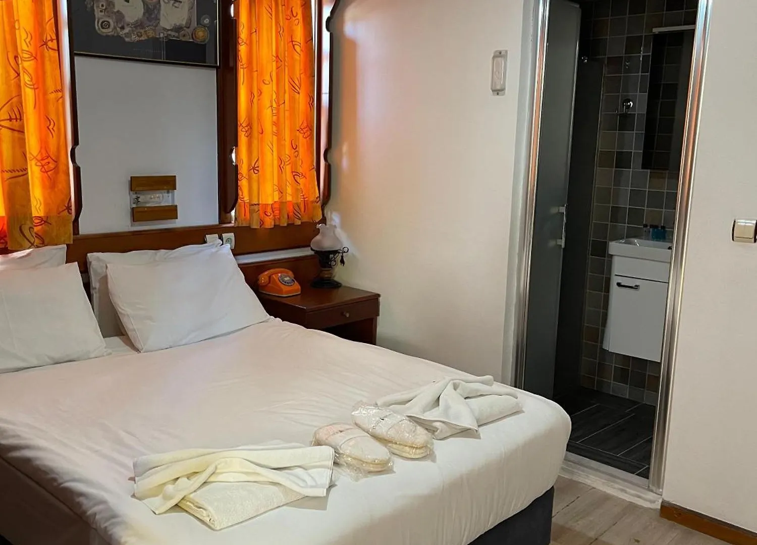 Hotel Karyatit Kaleici Antalya 2*,