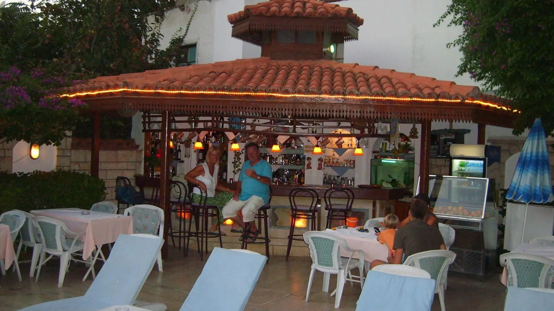 **  Hotel Karyatit Kaleici Antalya Turecko