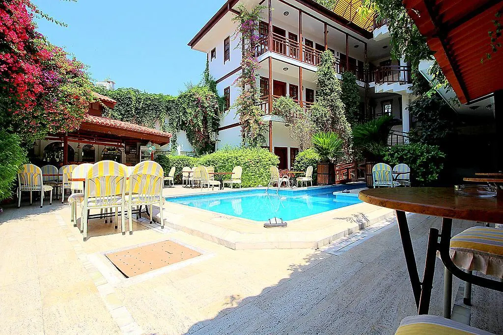 Hotel Karyatit Kaleici Antalya